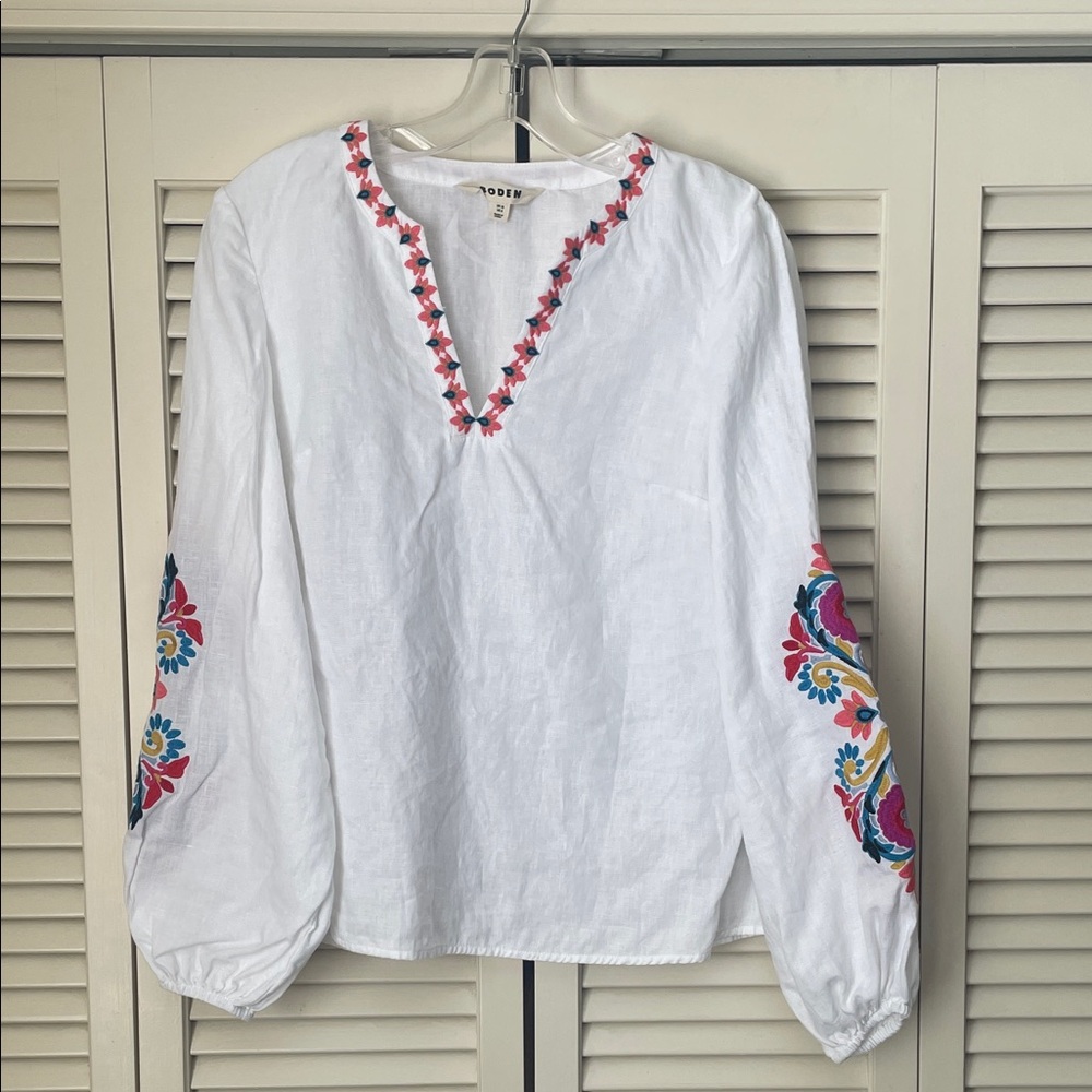 Boden Bonnie 100% linen Blouse white w multicolor embroidery detail Sz 6 v-neck